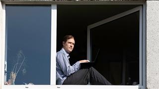 Ταχύτερη νοητική εξασθένηση στους άνω των 50 κατά την πανδημία [μελέτη]