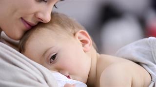 Η μητρική φροντίδα καγκουρό για πρόωρα ή λιποβαρή νεογνά