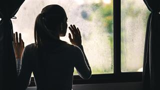 COVID-19: Η ανθρώπινη συμπεριφορά επηρεάζει την εξέλιξη νέων στελεχών του SARS-CoV-2 [μελέτη]