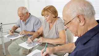 Η άσκηση και οι κοινωνικές δραστηριότητες επιβραδύνουν τη γήρανση του εγκεφάλου