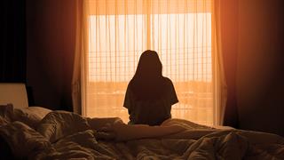 Ποια συμπτώματα της CoViD μπορεί να επιμένουν έως και δύο χρόνια μετά τη λοίμωξη [μελέτη]