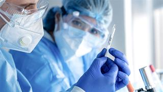 Ο εμβολιασμός κατά της CoViD απέτρεψε το θάνατο στο 96% των 60 και άνω στην Ευρώπη