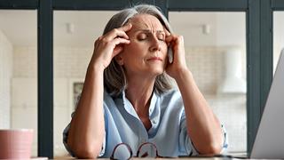 Το 97% των Ελληνίδων βιώνουν αρνητικά συμπτώματα στην εμμηνόπαυση [έρευνα]