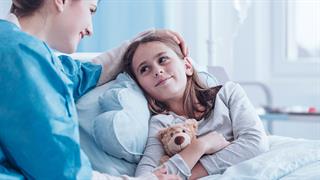 Ελπιδοφόρες θεραπείες για τον παιδικό καρκίνο