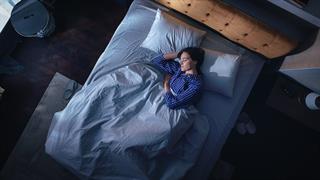Περισσότεροι εφιάλτες, λιγότερες αυτοκτονικές σκέψεις - Πώς η CoViD επηρεάζει τον ύπνο [μελέτη]