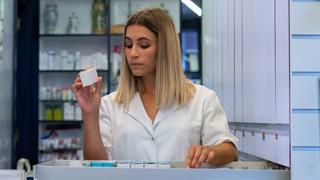 Αντίδραση φαρμακοποιών για την απένταξη του Lonarid από τη λίστα αποζημιούμενων φαρμάκων