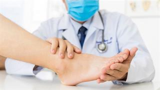 Δοκιμάζεται νέα θεραπεία που θα επιταχύνει την επούλωση των διαβητικών ελκών