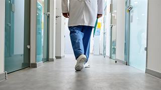 Καθηγητές παραμένουν στη θέση τους τρία χρόνια μετά τη συνταξιοδότηση