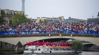 Ολυμπιακοί Αγώνες 2024: Φαντασμαγορική, πλωτή τελετή έναρξης 