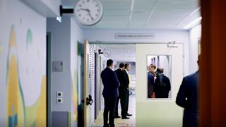 Επίσκεψη Μητσοτάκη στο ΤΕΠ του νοσοκομείου Παίδων 