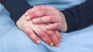 Κρύα χέρια ή πόδια: Αίτια και θεραπεία