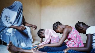 Εκατομμύρια γυναίκες με ακρωτηριασμό των γεννητικών οργάνων παγκοσμίως