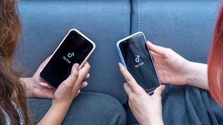 YouTube, TikTok, ChatGPT - Ποιος εκπαιδεύει το παιδί σου τελικά;