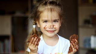 Τα μικρόβια φέρνουν επανάσταση στη γεύση της σοκολάτας [μελέτη]