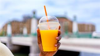 Η ακραία ζέστη ωθεί στην κατανάλωση περισσότερων σακχαρούχων ροφημάτων και παγωμένων γλυκών