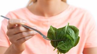 Ουσία στα φυλλώδη λαχανικά είναι πιθανό να βοηθά στην αντιμετώπιση του καρκίνου [μελέτη]