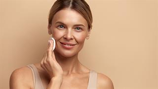 Περιποίηση δέρματος με Cerave: Από το καθαριστικό gel προσώπου στη διαρκή λάμψη