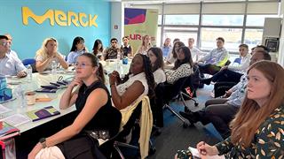 Η Merck Ελλάδας βάζει στο μικροσκόπιο τις απόψεις και τους προβληματισμούς της Γενιάς Z