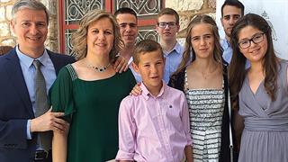 Νεκτάριος Πιλάτης: 'Εξι παιδιά, μία καρδιά, το θαύμα της οικογένειας