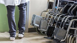 Αλλαγές στον ΑΜΚΑ: Τι ισχύει με τη δωρεάν περίθαλψη στους ανασφάλιστους [εγκύκλιος]