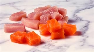 Κοτόπουλο και σολομός: Ποιο κερδίζει σε πρωτεΐνη;