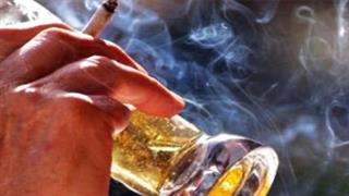 Φόρο καπνού - αλκοόλ εισηγείται ο ΕΟΠΥΥ