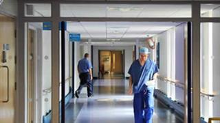 Γιατροί δεν προσκομίζουν πτυχίο κατά τον έλεγχο του υπουργείου Υγείας