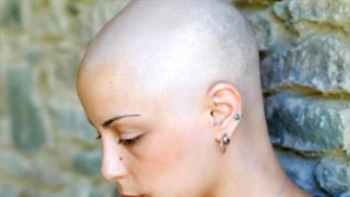 Κύκλωμα εξαπατούσε καρκινοπαθείς