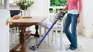 9 δουλειές σπιτιού που καίνε 100 θερμίδες