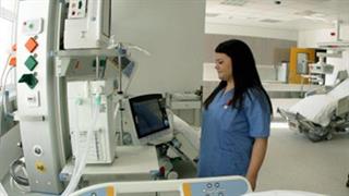 Επείγουσες προσλήψεις 4.000 γιατρών και νοσηλευτών ζητεί το υπουργείο Υγείας