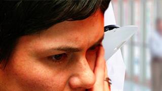 Δεν προβλέπονται επεμβάσεις, γυαλιά και αναπηρικά καροτσάκια για τους ανασφάλιστους!