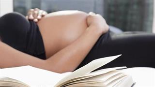 Ύπνος και εγκυμοσύνη: Πώς να κοιμάται καλά η έγκυος