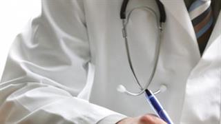 Γιατροί και φαρμακοποιοί σε ασθενείς: Με φειδώ η χορήγηση δίμηνων συνταγών φαρμάκων