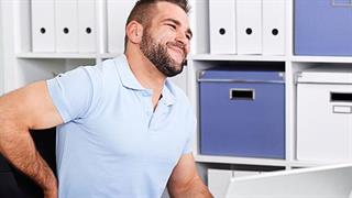 Πώς να αντιμετωπίσετε τον πόνο στην μέση στο γραφείο