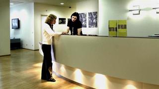 Δεν κάνει πίσω το υπουργείο Υγείας στην απόφαση για claw - back και "πλαφόν" στις ιδιωτικές κλινικές