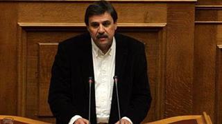 Ξανθός στη Βουλή: Επιτροπή ελέγχου της φαρμακευτικής δαπάνης στο υπουργείο Υγείας