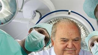 Ρακιντζής: 32 χειρουργοί νοσοκομείων έκαναν πλαστικές επεμβάσεις στην πελατεία τους