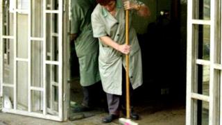 Τέλος οι εργολάβοι στα δημόσια νοσοκομεία - Συνεταιριστική εργασία από τους εργαζόμενους