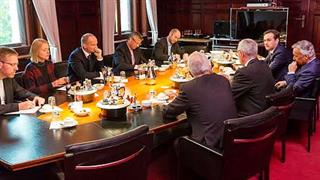 Η ευρωπαϊκή περιοδεία Λουράντου για το ιδιοκτησιακό των φαρμακείων