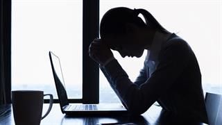 Κίνδυνο άγχους και κατάθλιψης αντιμετωπίζουν κόρες γυναικών που γέννησαν σε μεγαλύτερη ηλικία