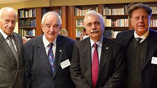 Βράβευση του Ελληνικού Ερυθρού Σταυρού από τη Λέσχη Αρχιπλοιάρχων