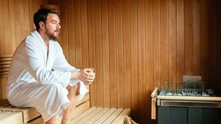 Η σάουνα προστατεύει τους άντρες από την άνοια