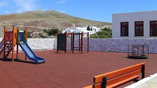 Η Bayer Hellas στηρίζει το έργο της Ομάδας Αιγαίου προσφέροντας χαρά στα παιδιά της Αμοργού