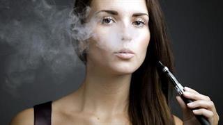 Έρευνα: Το ηλεκτρονικό τσιγάρο βοηθά στη διακοπή του καπνίσματος