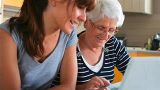 Υποστήριξη στους ηλικιωμένους μέσω καινοτόμων ψηφιακών τεχνολογιών