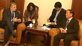 Σειρά επαφών είχε ο Πρόεδρος του ΙΣΑ με αυτοδιοικητικούς και επιστημονικούς φορείς στη Σανγκάη