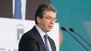 Η Παπαστράτος παίρνει θέση στο μέλλον