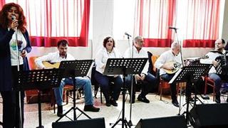 Μουσικές βραδιές από την Pfizer Hellas Band για τους συνανθρώπους μας που έχουν ανάγκη