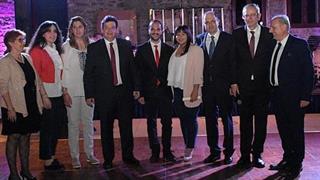 Xορός της ανθισμένης αμυγδαλιάς