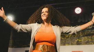 V for Vrana: Μια stand-up comedy βραδιά για την Κατερίνα Βρανά